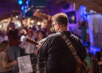 Experience the Thrill of a Lifetime: Spectator Events Worth Traveling to Europe For