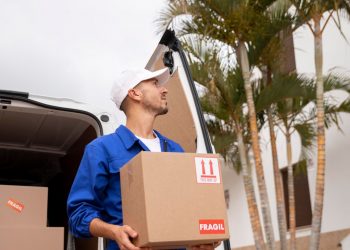 Movers in Dubai