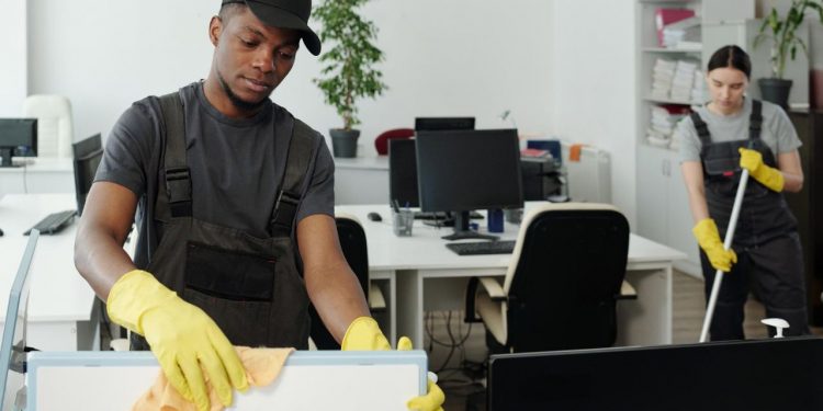 The Importance of Decluttering Before Moving Out of a Rental