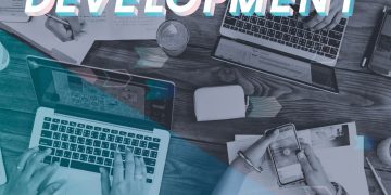 Customizing Solutions: The Advantages of Bespoke Software Development