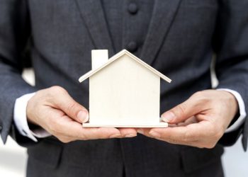 Protecting your Real Estate with Tarps