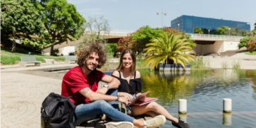 Hobart Accommodation & Tours