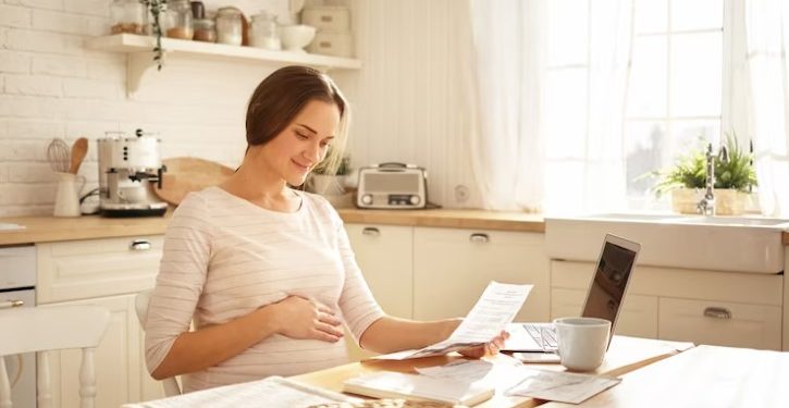 20 Work At Home Jobs For Housewives To Make Money Online