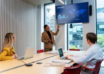 Innovation and Impact: Using AI-Powered Presentation Templates to Captivate Your Audience