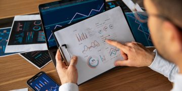 Beyond the Shelves: The Pivotal Role of Retail Product Data Management in Enhancing Customer Experience