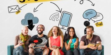 Inside the Interactive World of OnlyFans: Chatting Dynamics and the Crucial Role of Management Agencies