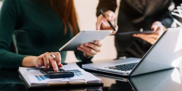 5 Tips for Simplifying Tax Time