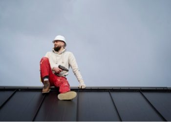 Selecting the Ideal Roofing Contractor: A Guide for HomeownersIntroduction