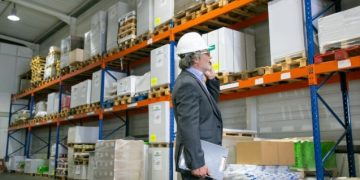 Navigating the Future of Cold Chain Logistics: A Sustainable and Resilient Approach