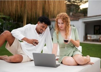 Navigating the Digital Dating Landscape: Tips for Finding and Connecting with Potential Matches