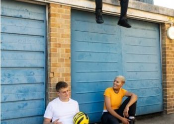 5 Easy DIY Garage Door Repairs to Ensure Your Family’s Safety