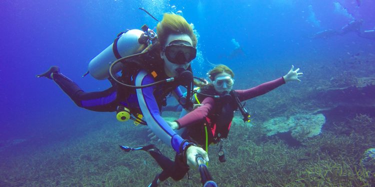 The Best Ladies Diving Lessons in Egypt: Explore the Underwater World with Confidence