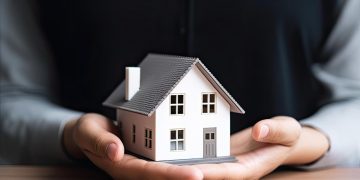 Why is Property Conveyancing Important in Real Estate