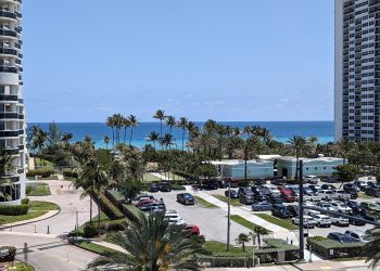 A Guide to the South Florida Real Estate Buying Process: Key Steps and Recommendations.