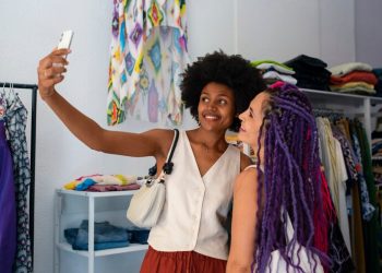 How TikTok Shop Is Reshaping Affiliate Marketing – and Why adindex.com Is a Game-Changer